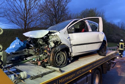 Hechingen: Medizinisches Problem fuer zu Unfall auf der B27