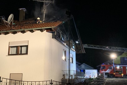 Burladingen: Dachstuhlbrand richtet hohen Sachschaden an