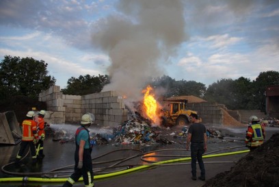 Korntal-Muenchingen: Erneuter Brandausbruch im Wertstoffhof