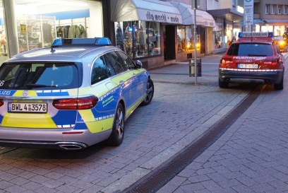 Pforzheim: Dachstuhlbrand im Mehrfamilienhaus in der Innenstadt - eine Person Verletztq