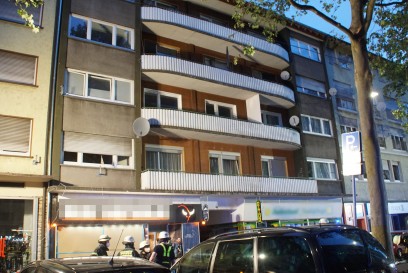 Pforzheim: Dachstuhlbrand im Mehrfamilienhaus in der Innenstadt - eine Person Verletztq