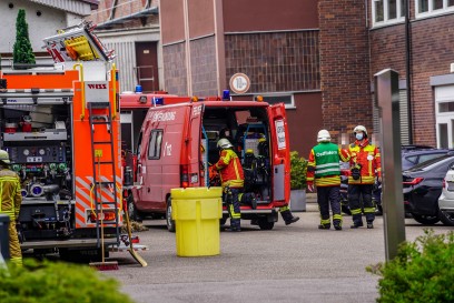 Esslingen: Gefahrstoff tritt aus Kanister in Firma - Drei Verletzte