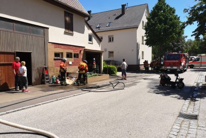 Holzgerlingen: Roller im Garage nieder gebrannt 