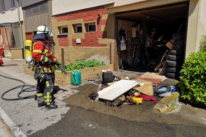 Holzgerlingen: Roller im Garage nieder gebrannt 