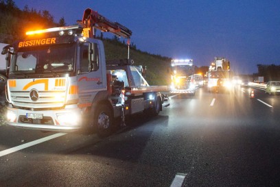 Friolzheim: Bergung des Lkw nach Verkehrsunfall 