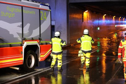 Filderstadt-Bernhausen: Flughafentunnel unter Wasser