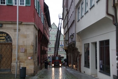 Esslingen:Drehleitereinsatz an Rathausplatz nach Unwetter