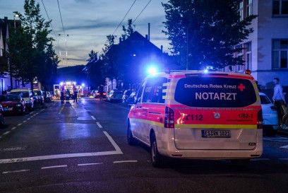 Esslingen-Mettingen: Brand in einem Zimmer fordert eine verletzte Person