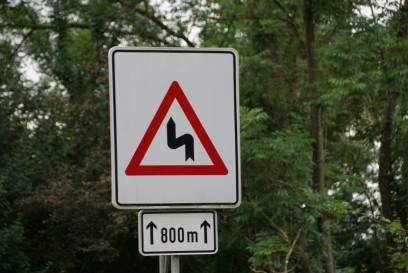 Esslingen: Nach Frontalkollision Abhang hinabgerutscht 