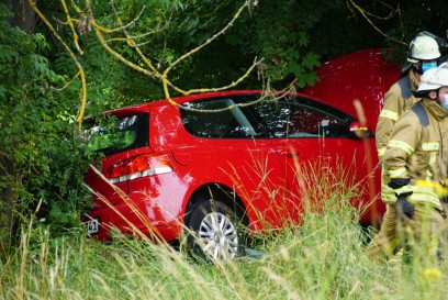 Esslingen: Nach Frontalkollision Abhang hinabgerutscht 