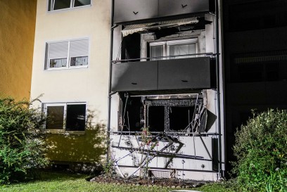 Muensingen: Wohnungsbrand in Mehrfamilienhaus - Bewohner evakuiert