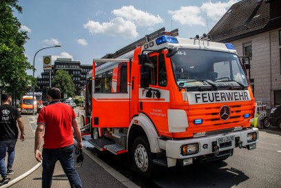 Sindelfingen: E-Auto brennt in Tiefgarage