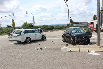 Schwieberdingen: Schwerer Verkehrsunfall mit 2 Verletzten