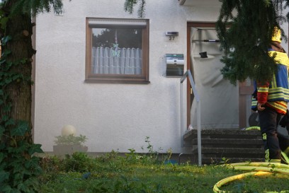 Niefern: Kellerbrand sorgt fuer Feuerwehreinsatz und macht Haus unbewohnbar