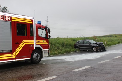 Eberdingen_Hochdorf: Schwerer Verkehrsunfall mit mehreren Verletzten