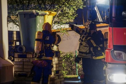 Boeblingen: Sexshop geraet in Brand - Langer Einsatz fuer die Feuerwehr