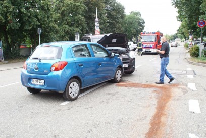 Pforzheim: Vorfahrtsverletzung fuehrt zu einem Verkehrsunfall mit zwei Pkws - eine Person Verletzt