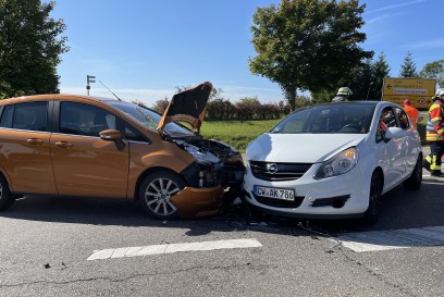 Neuhengstett: Unfall im Kreuzungsbereich 
