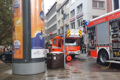 Stuttgart: Kuechenbrand in Mehrfamilienhaus 
