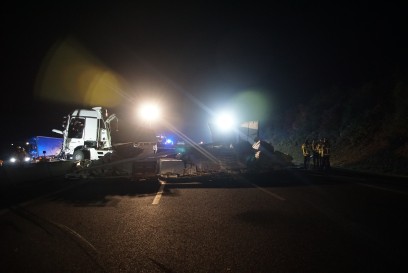 Rutesheim: Schwerer Lkw Unfall-Autobahn voll gesperrt 
