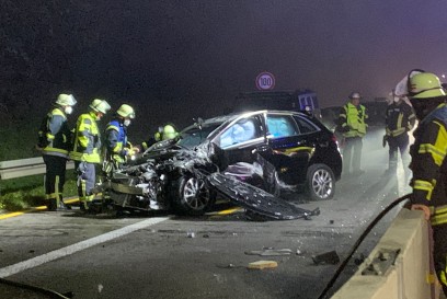 Kirchheim: Fahranfaenger verursacht Unfall und groessere Aufraeumarbeiten