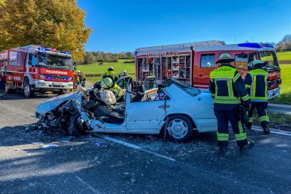 Weil der Stadt: Frontalzusammenstoss fordert drei Verletzte