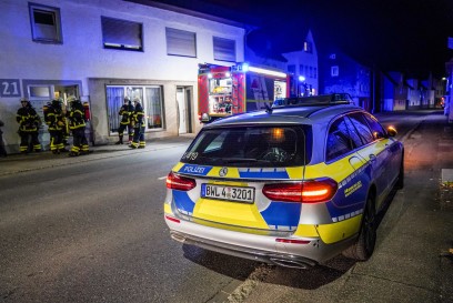 Goeppingen-Jebenhausen: Benzingeruch im Keller eines Gebaeudes sorgt fuer Feuerwehreinsatz
