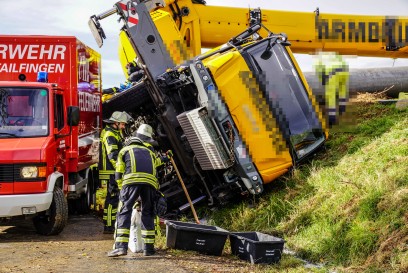 Schlaitdorf: Kran umgestuerzt – ein Verletzter 