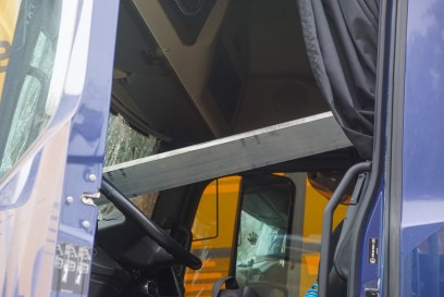 Hildrizhausen- Ehningen: Schwerer Unfall mit zwei LKW am Stauende