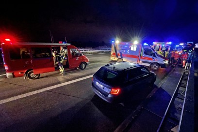 Moeglingen: BAB 81/Moeglingen: Auffahrunfall fordert eine Schwerverletzte