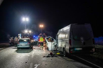 Ostfildern-Scharnhausen: Hase ausgewichen und frontal mit Gegenverkehr kollidiert – 2 Verletzte