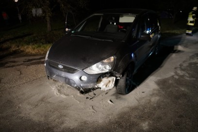 Heiningen: Zu schnell gefahren Schwere Verletzungen erlitt ein 16-jaehriger Motorradfahrer bei einem Unfall am Dienstag