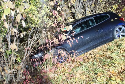 Keltern: Verkehrsunfall nach Verfolgungsjagd mit der Polizei - Person Leicht Verletzt