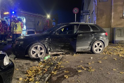 Kornwestheim: Fuenf Leichtverletzte bei Verkehrsunfall