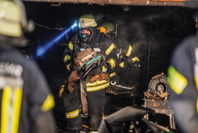 Lenningen-Brucken: Garagenbrand fordert die Feuerwehr