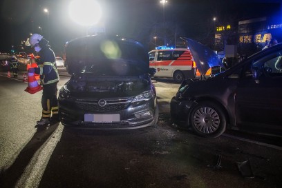 Sindelfingen: Mehrere Verletzte nach Unfall an einer Unterfuehrung