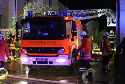Uhingen-Holzhausen: Feuerwehr rettet bei Brand Katze