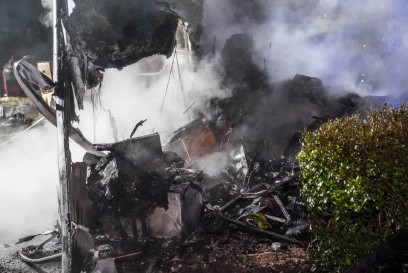 Esslingen-Obertal: Wohnmobil in Vollbrand - mehrere Gasflaschen in Sicherheit gebracht