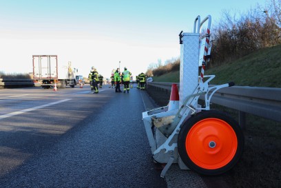 A8/ Neuhausen auf den Fildern: Schwerer Verkehrsunfall fordert verletze 
