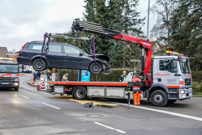 Kirchheim unter Teck: Verkehrsunfall mit einem Schwerverletzten