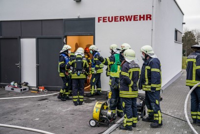 Waiblingen-Hohenacker: Brand in Feuerwehrhaus - Brandmeldeanlage verhindert schlimmeres