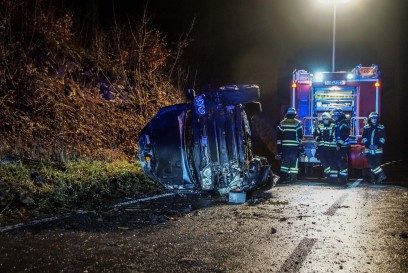 Renningen-Malmsheim: Mehrere Verletzte nach PKW Ueberschlag