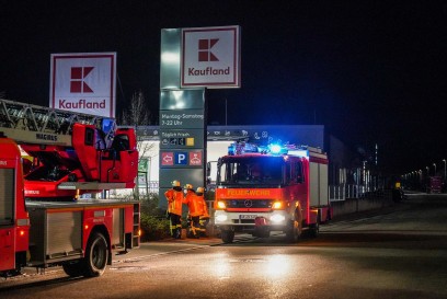 Uhingen: Geldautomat gesprengt – Taeter fluechtig