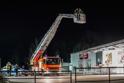 Uhingen: Geldautomat gesprengt – Taeter fluechtig