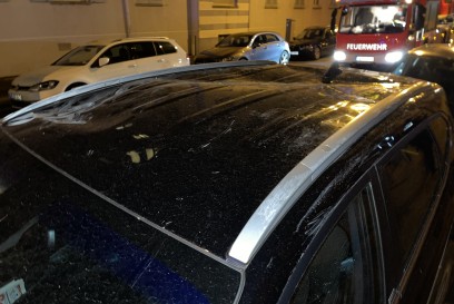 Stuttgart: Hausdach abgedeckt durch Sturm