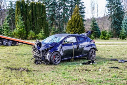 Weilheim a. d. Teck: Nach Ueberschlag schwer verletzt