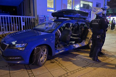 Stuttgart: Strassenbahn Contra PKW