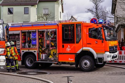 Ebersbach a. d. Fils: Balkonbrand loest Grosseinsatz aus