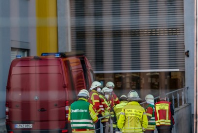 Ostfildern-Scharnhausen: Verdaechtiges Paket loest Grosseinsatz im Paketzentrum aus