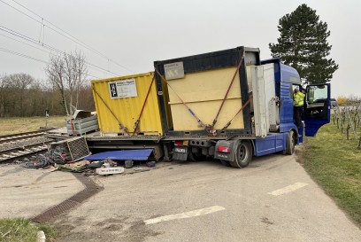 Lauffen: Hoher Sachschaden nach Bahnunfall